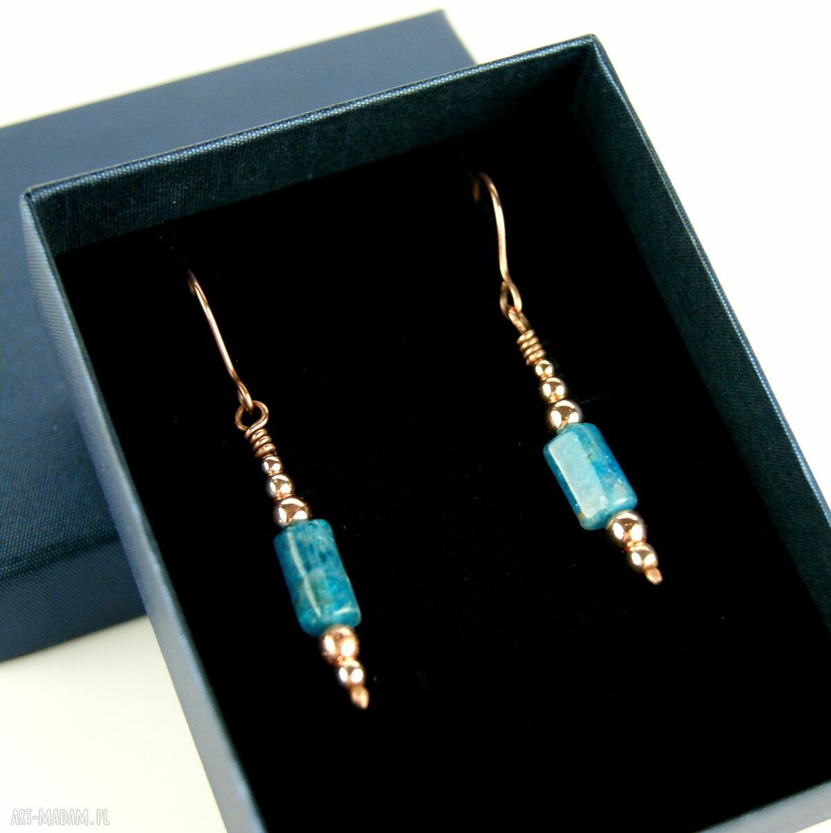 Kolczyki z apatytu, hematytu i miedzi - wire wrapping