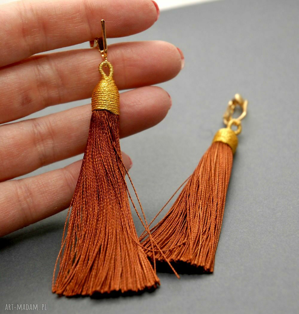 Brązowe kolczyki z chwostami - wieczorowe, wiszące (ok. 8 cm)