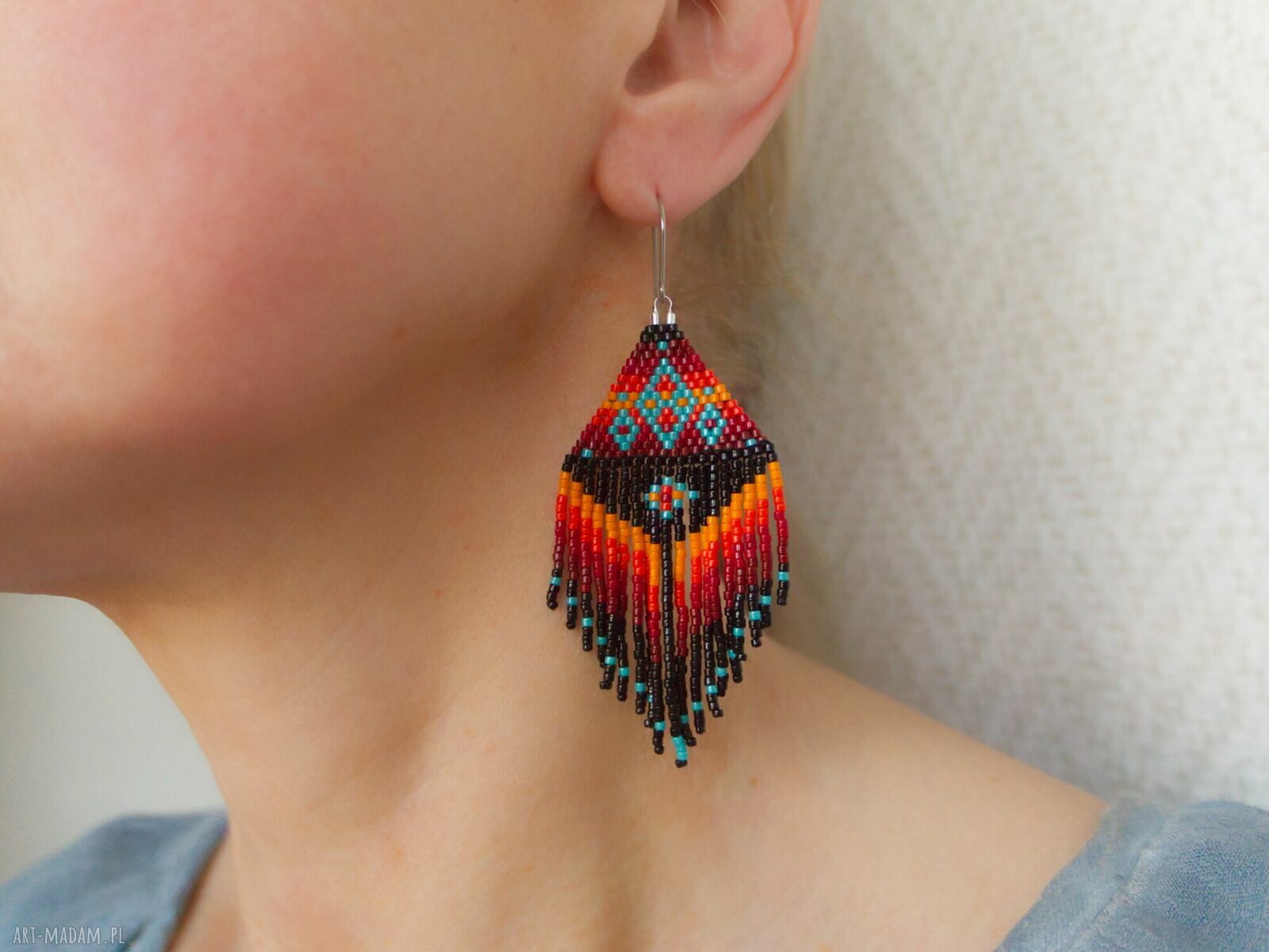 Kolczyki z frędzlami etniczne z koralików - turkus i czerń, styl indiańce (9 cm)