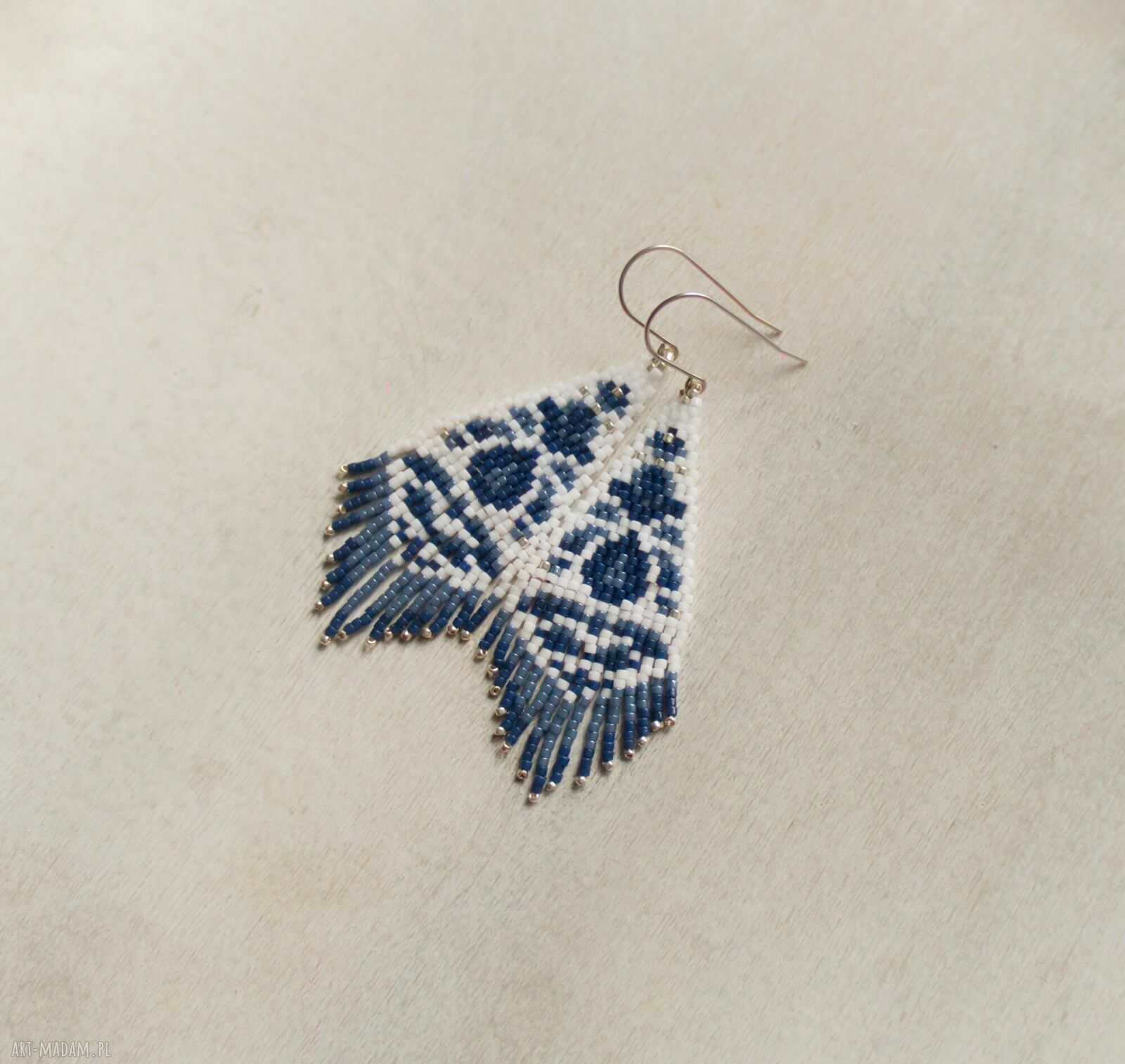 Ręcznie robione kolczyki Azulejos z frędzlami - styl folk