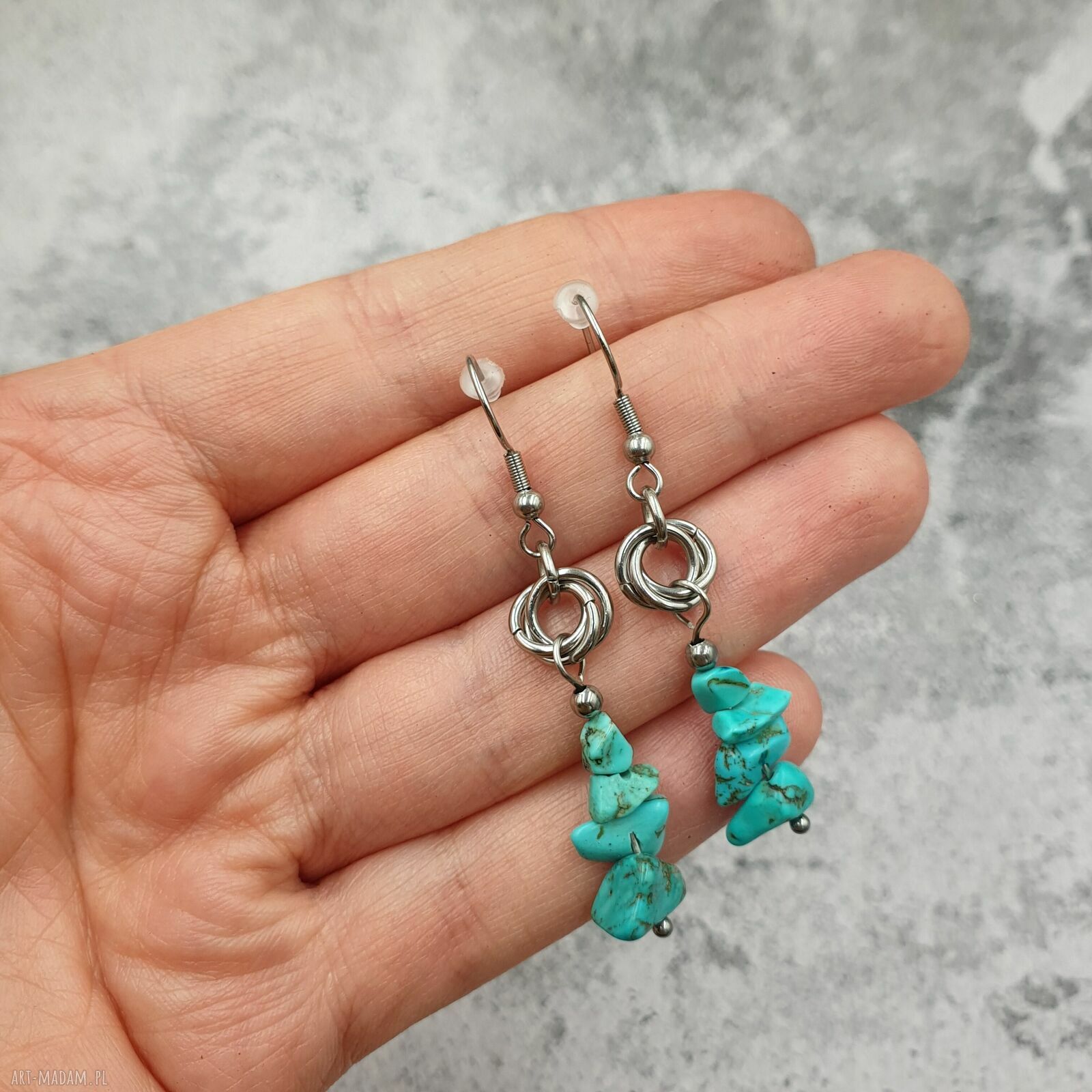 Kolczyki z kamieniem niebios - turkus w chainmaille ze stali szlachetnej