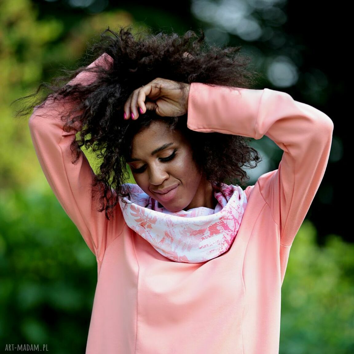 Morelowa tunika-bluza z kominem-kapturem i kieszeniami - handmade