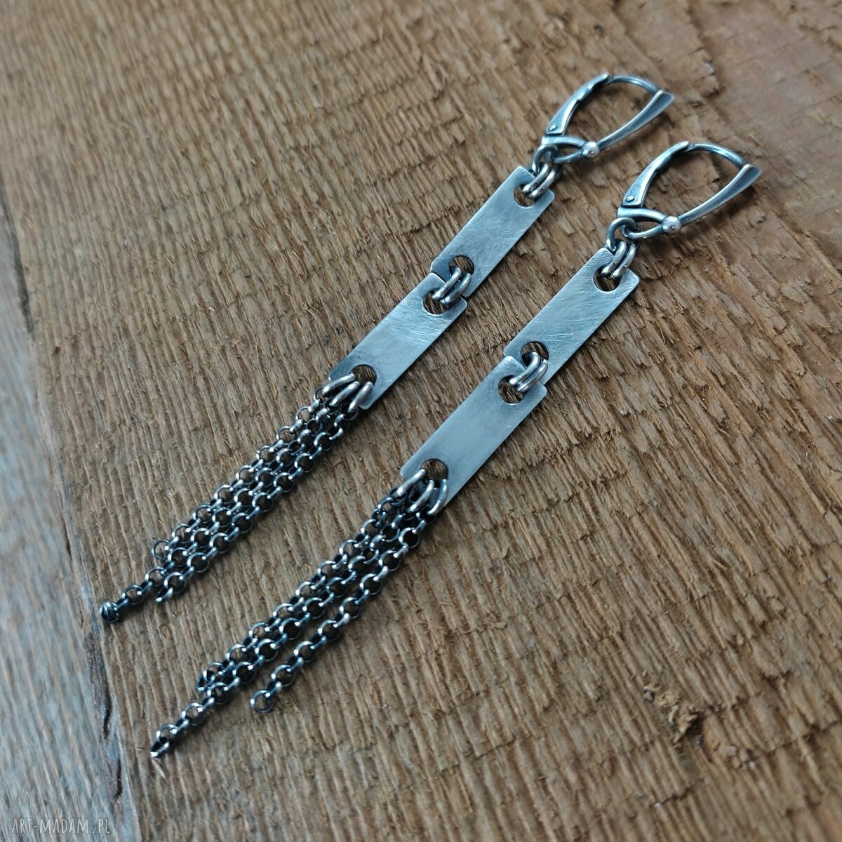 Srebrne kolczyki 925 z blaszkami i łańcuszkami Irart - oksydowane, ok. 9,7 cm