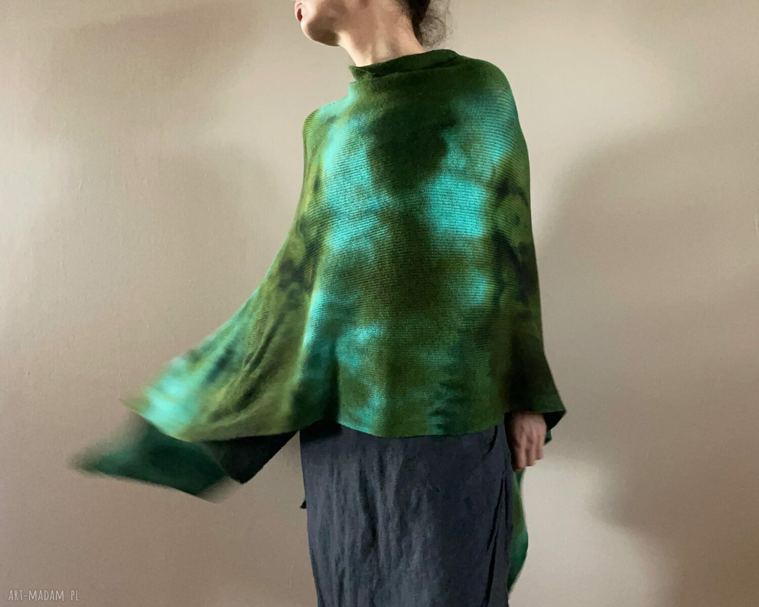 Zielone ponczo z merynosów - narzutka tunika 100% merino