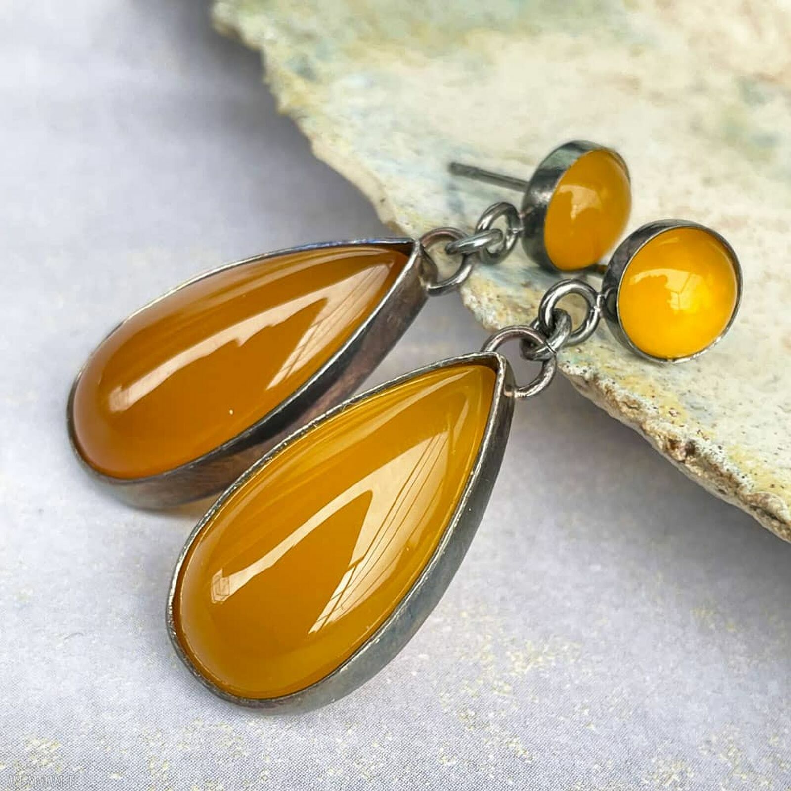 Oryginalne kolczyki handmade dla kobiet