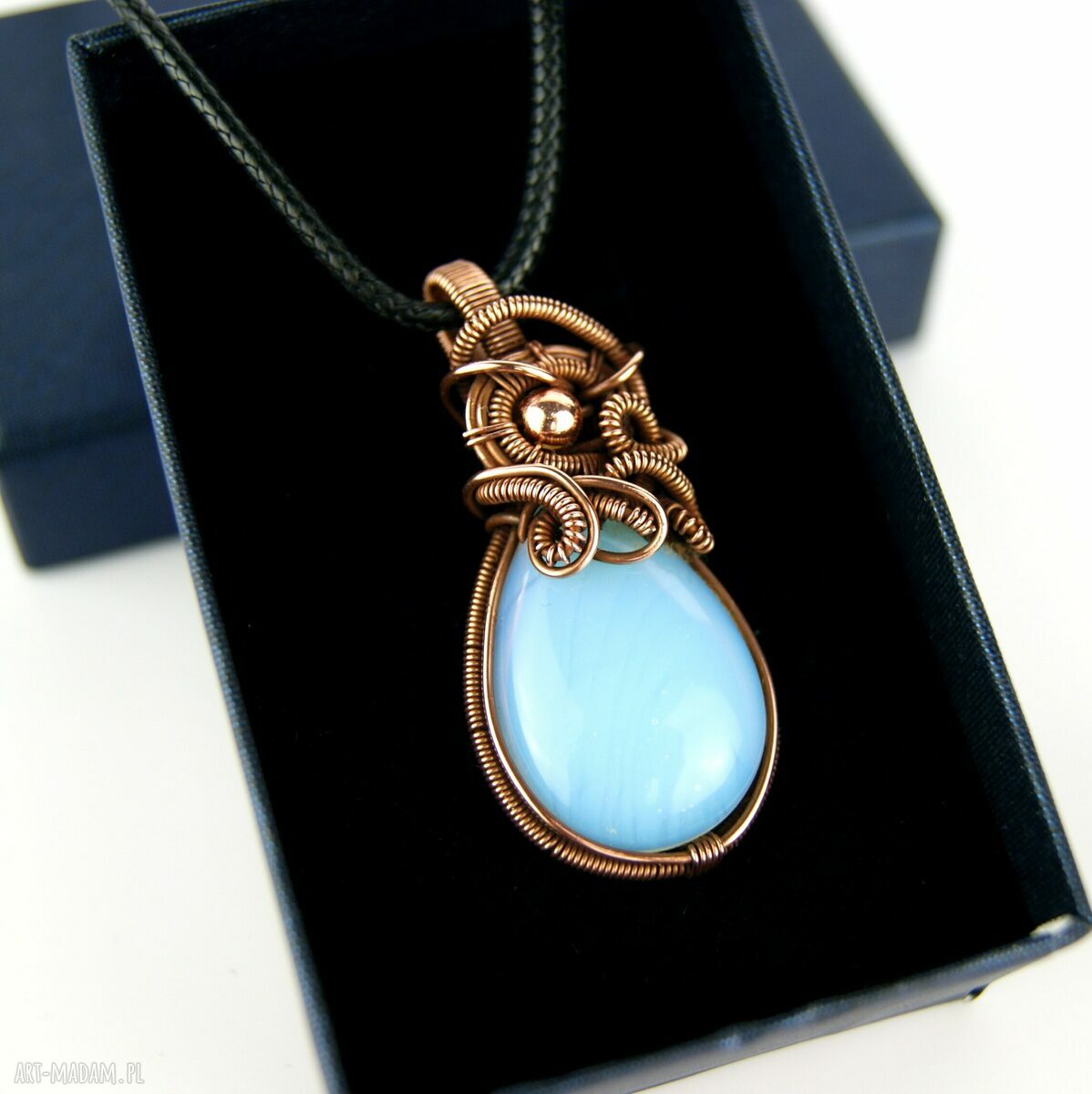 Wisiorek z opalitem - miedziany wire wrapping dla niej