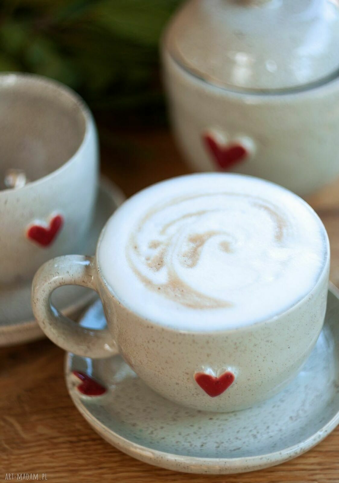 Filiżanka z serduszkiem i spodkiem - ręcznie toczona ceramika do cappuccino