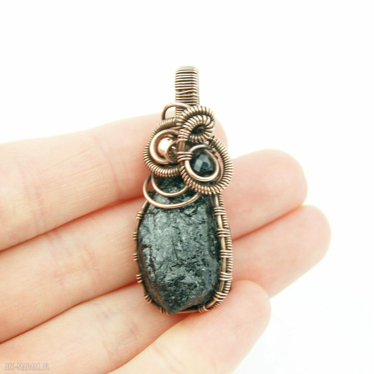 Wisiorek z turmalinem na prezent - miedziany wire wrapping