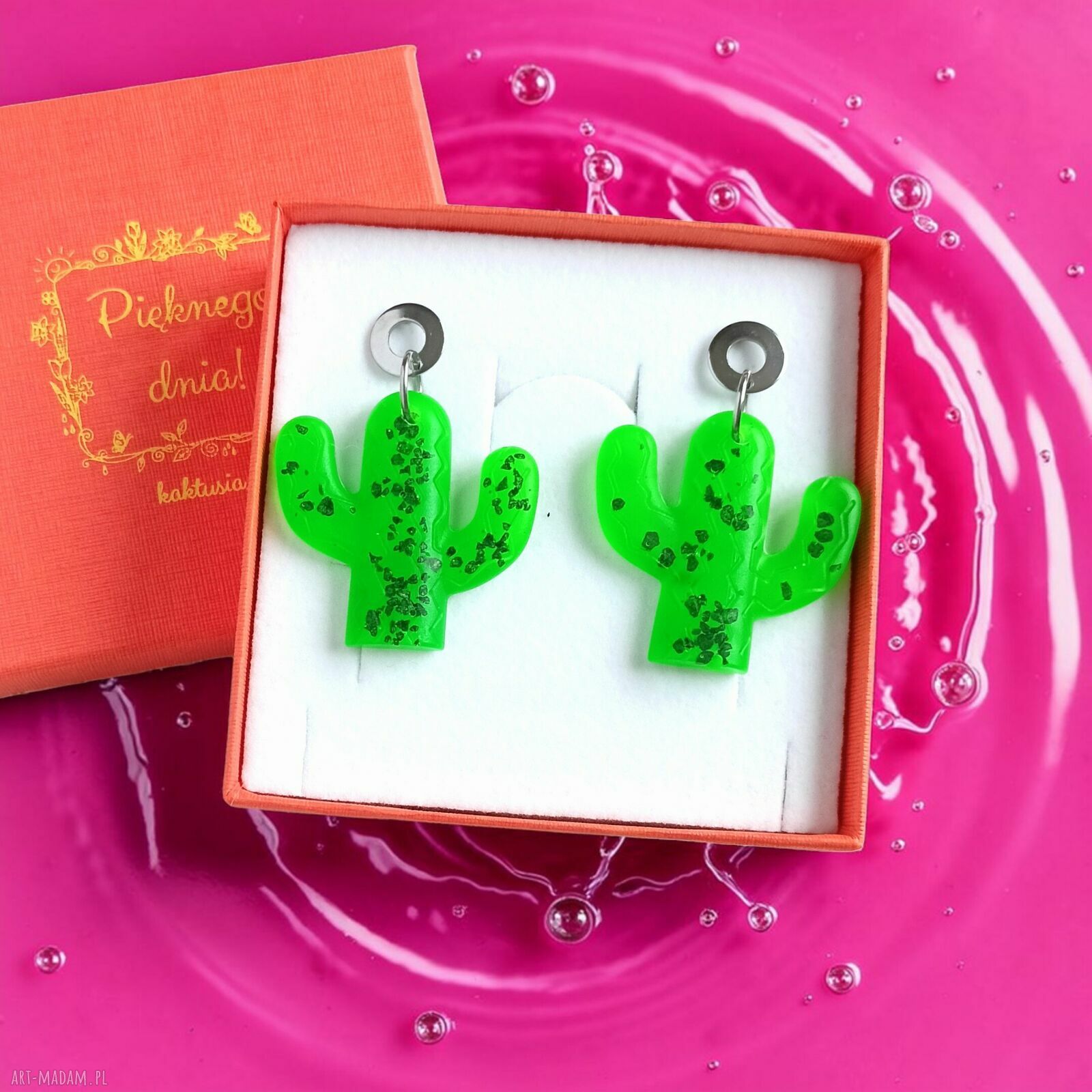 Kolczyki z żywicy KAKTUSY: neon green (unikatowe, ręcznie robione)