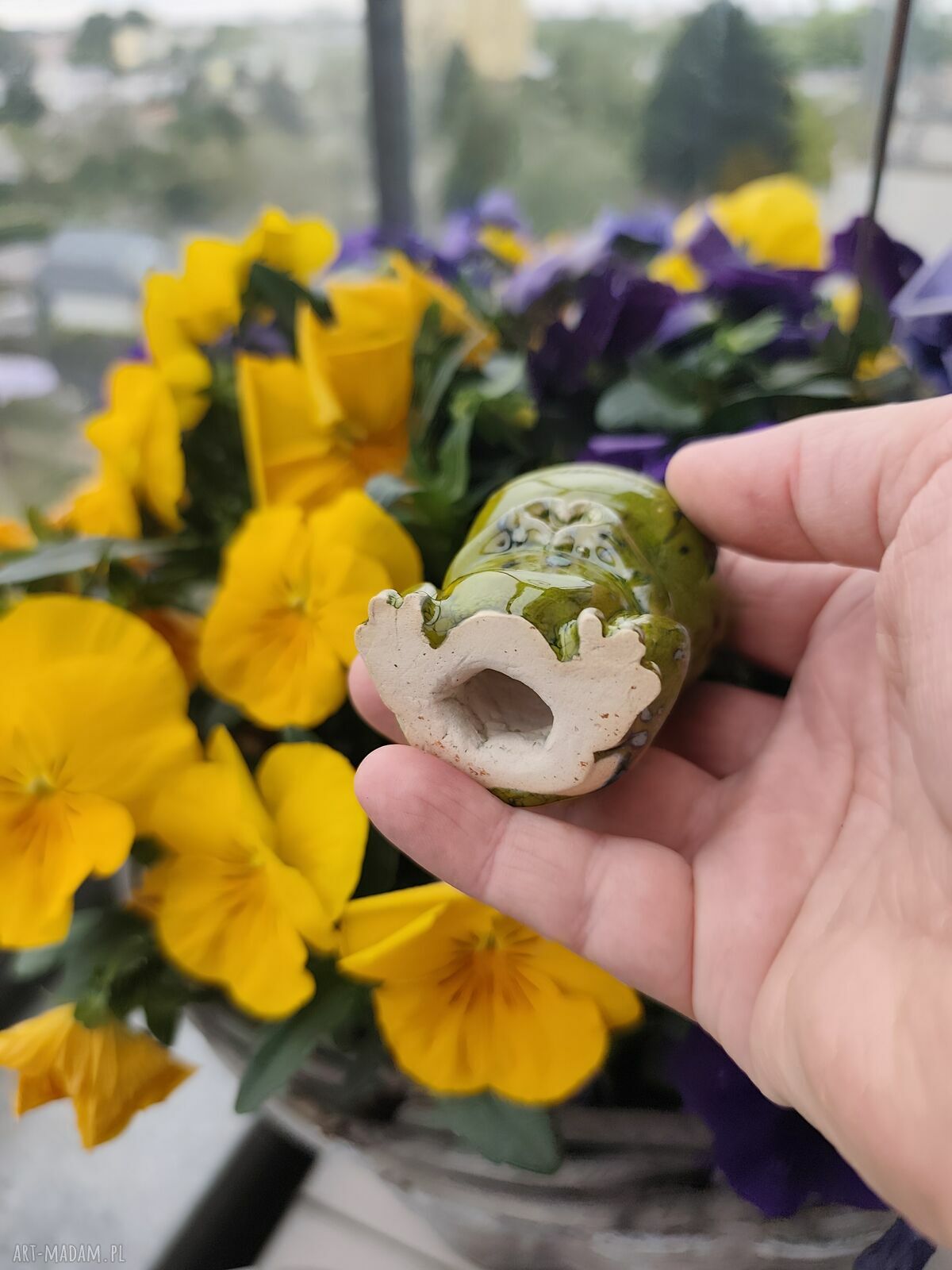 Żabka ceramiczna handmade - urocza ozdoba do ogrodu i na prezent
