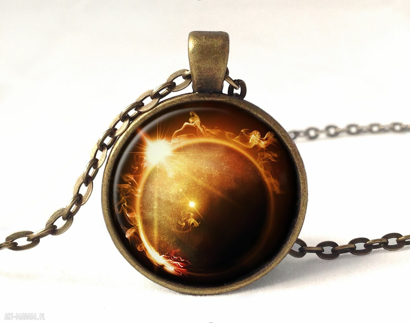 Zaćmienie medalion łańcuszkiem słońce kosmos prezent