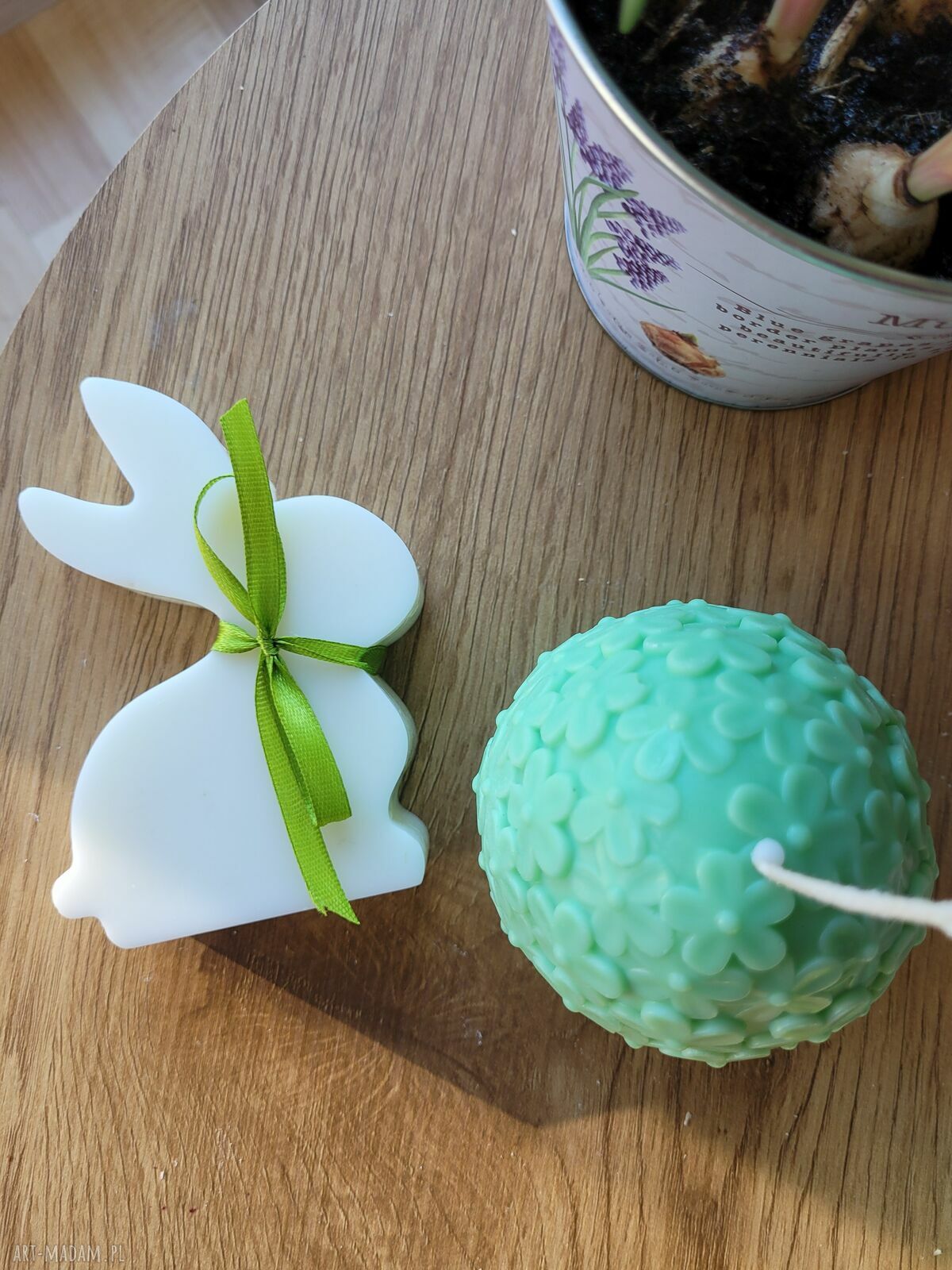 Zestaw świec sojowych na Wielkanoc: zajączek i duże jajo - handmade