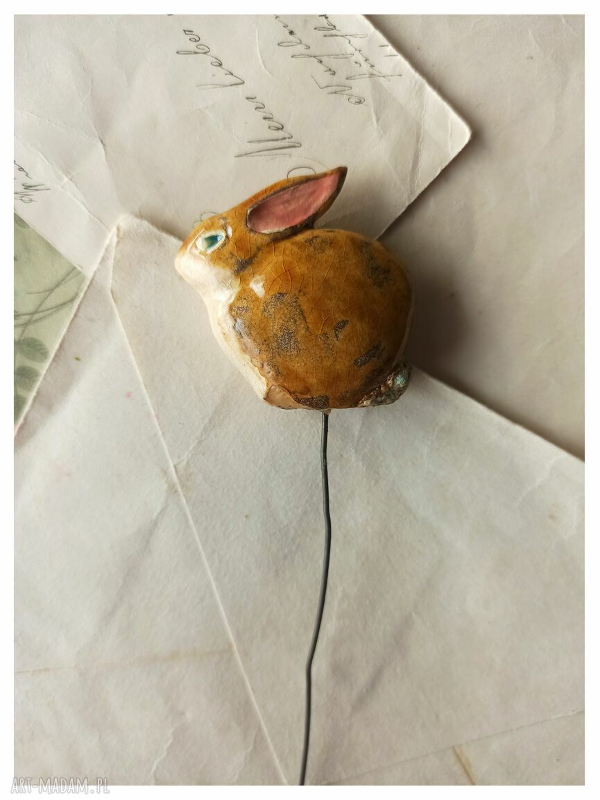 Zajączek na druciku - ceramiczna dekoracja wielkanocna handmade