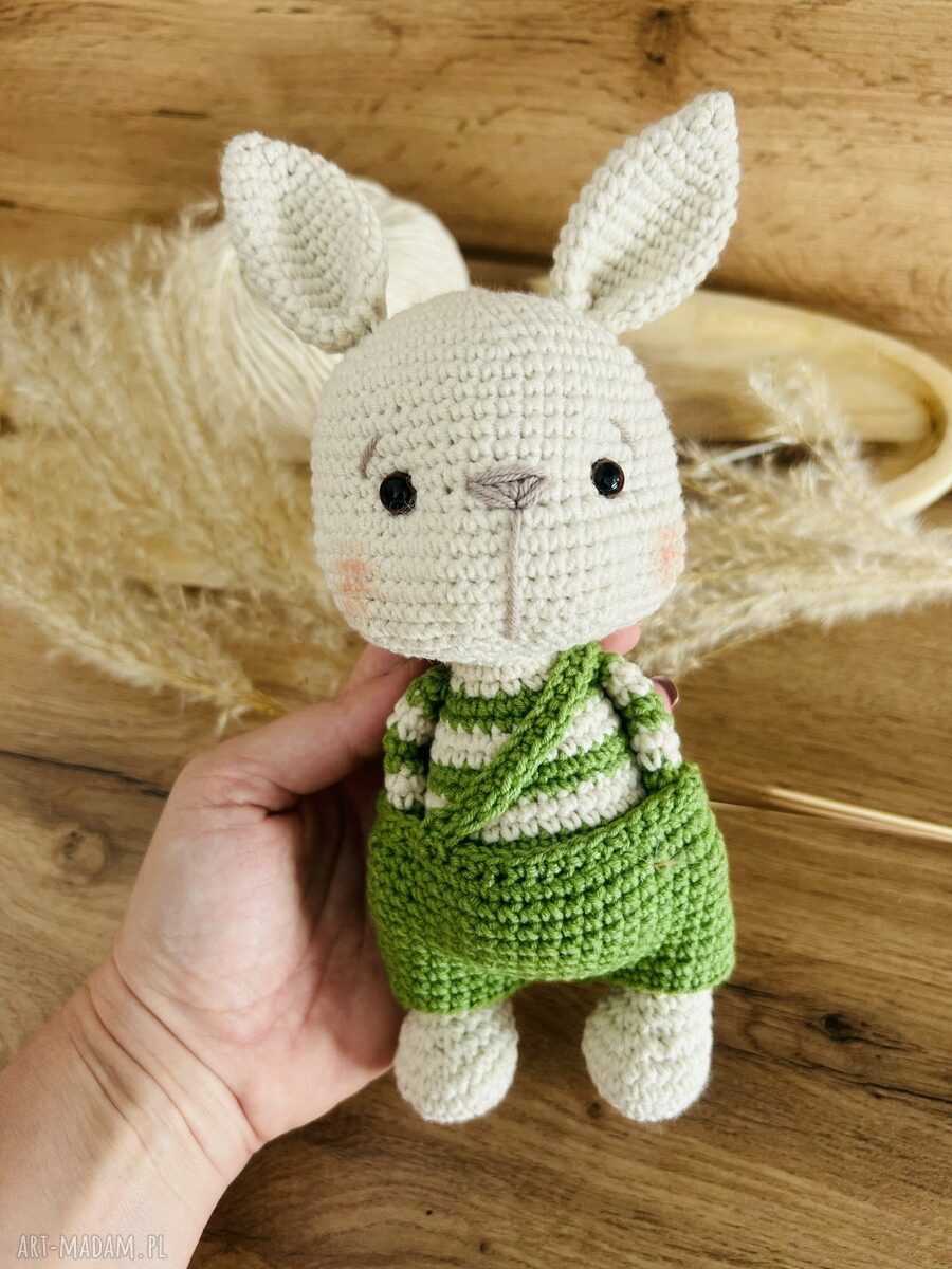 Zajączek na szydełku - ręcznie robiona maskotka króliczek ok. 22 cm