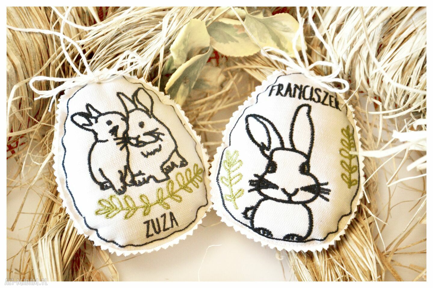Personalizowane zajączki wielkanocne - haftowane jajko z imieniem