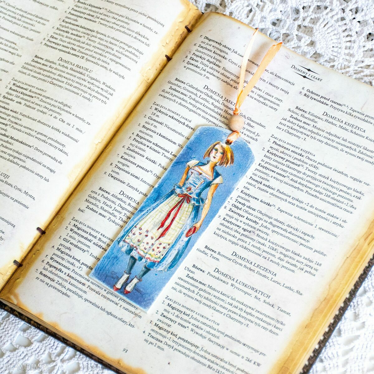 Zakładka do książki z chabrową panienką - rękodzieło decoupage na drewnianej deseczce