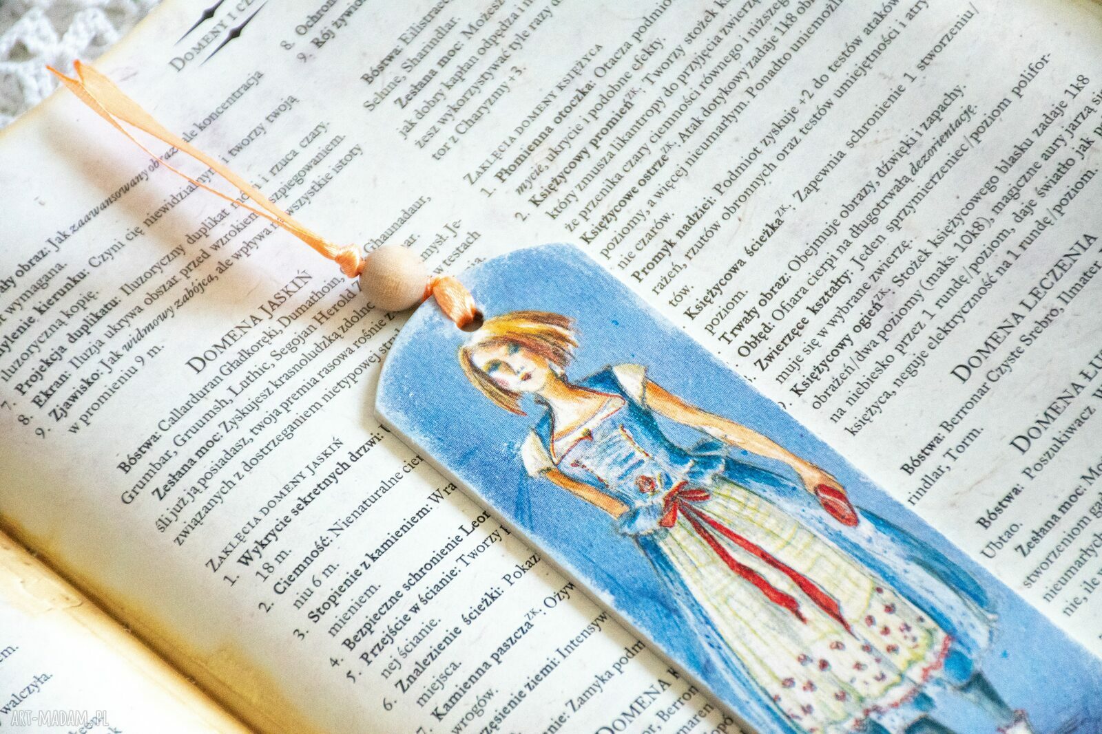 Zakładka do książki z chabrową panienką - rękodzieło decoupage na drewnianej deseczce