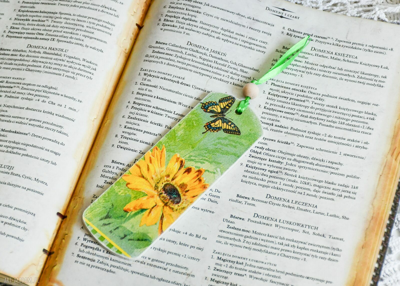 Zakładka do książki Panna Margaretka - drewniana decoupage