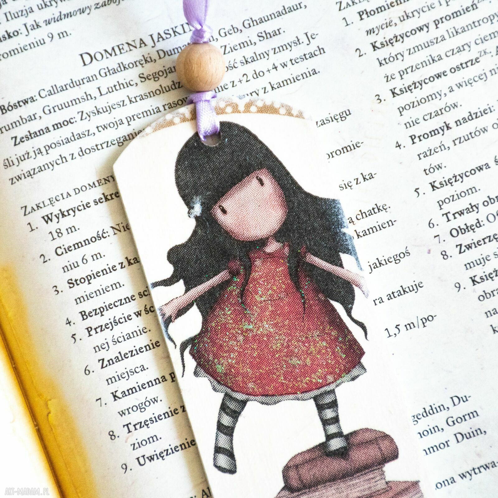 Zakładka do książki „Poczytaj mi Mamo” - drewniana, handmade z dziewczynką