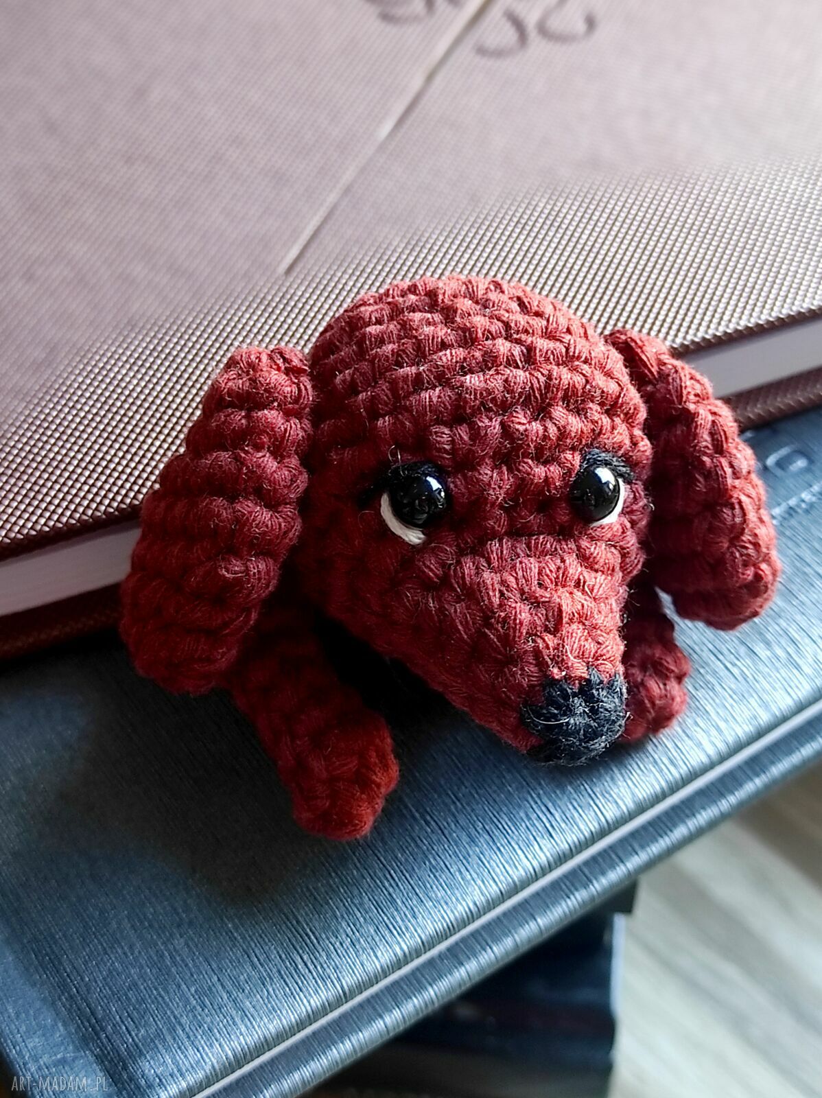 Zakładka do książki - Jamnik Dyzio, Jamniczek handmade na szydełku
