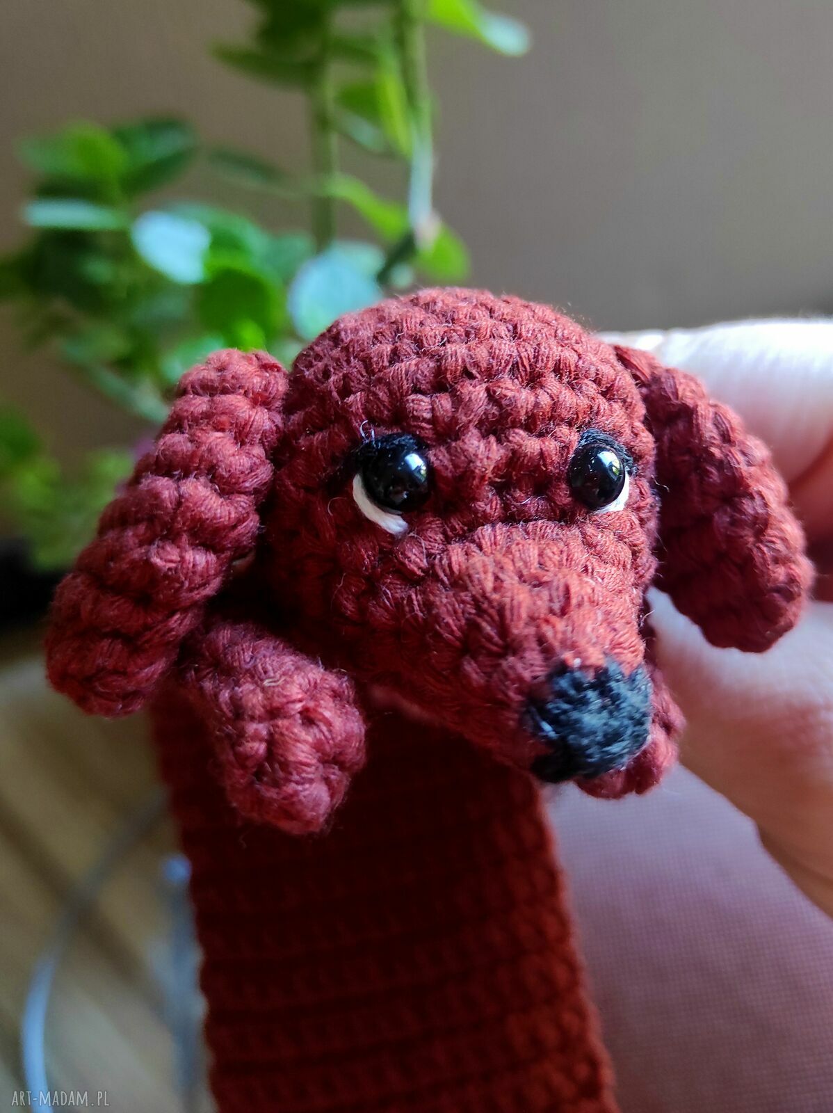 Zakładka do książki - Jamnik Dyzio, Jamniczek (handmade na szydełku)