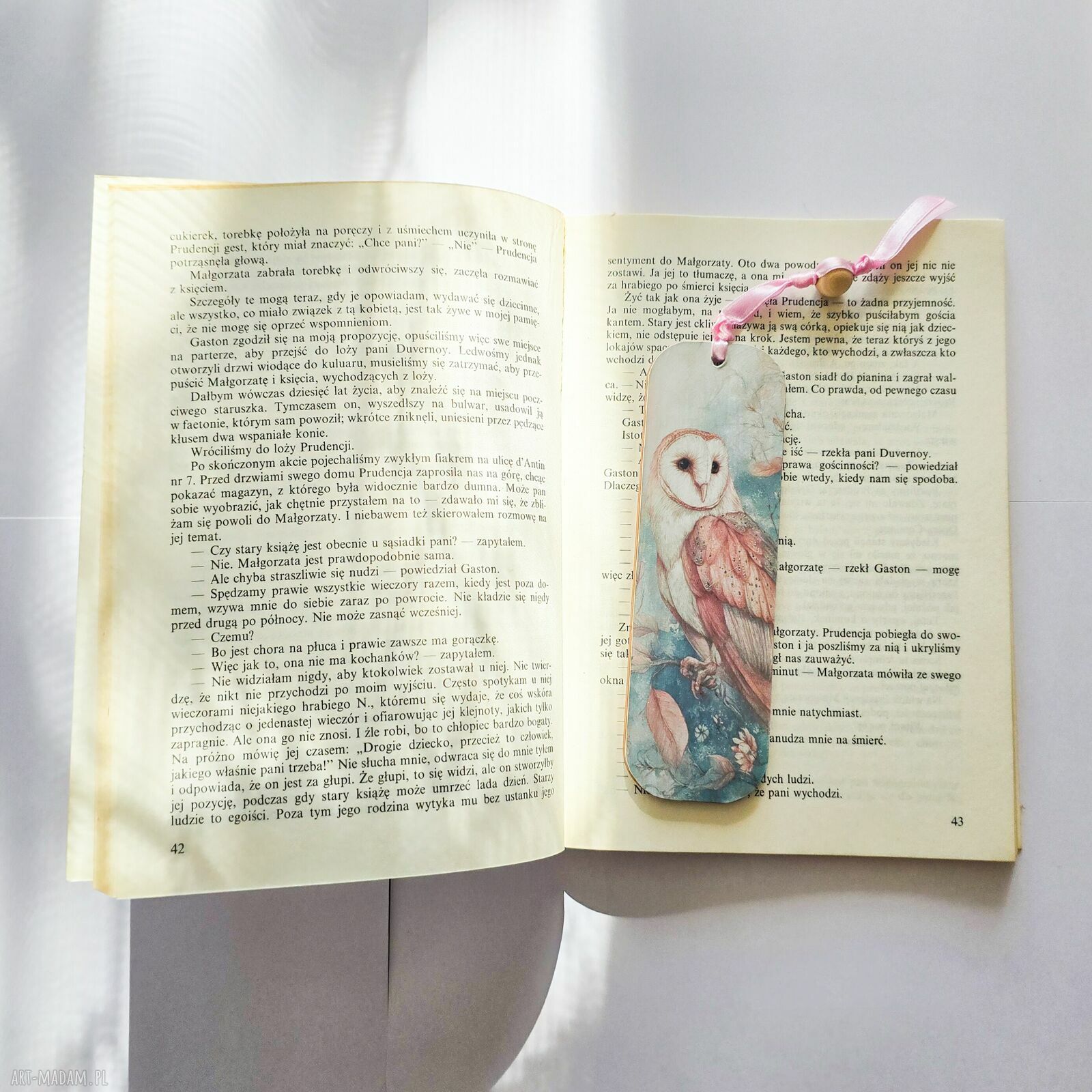 Zakładka do książki "Mądra jak sowa" - drewniana, pastelowe kolory