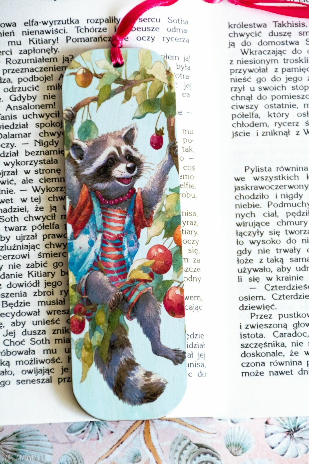 Zakładka do książki „Wielka przygoda” - drewniana, ręcznie robiona