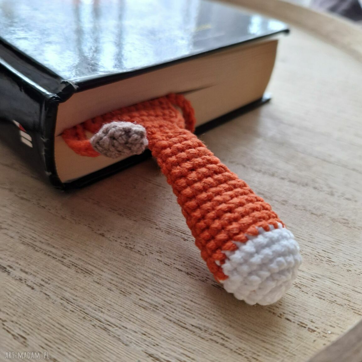 Szydełkowa zakładka do książki - Lisek (handmade)