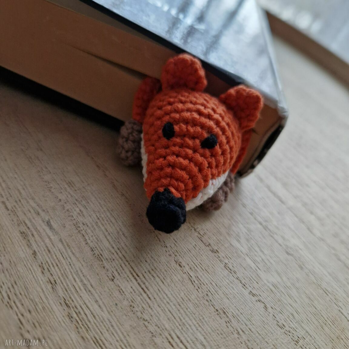 Szydełkowa zakładka do książki - Lisek (handmade)