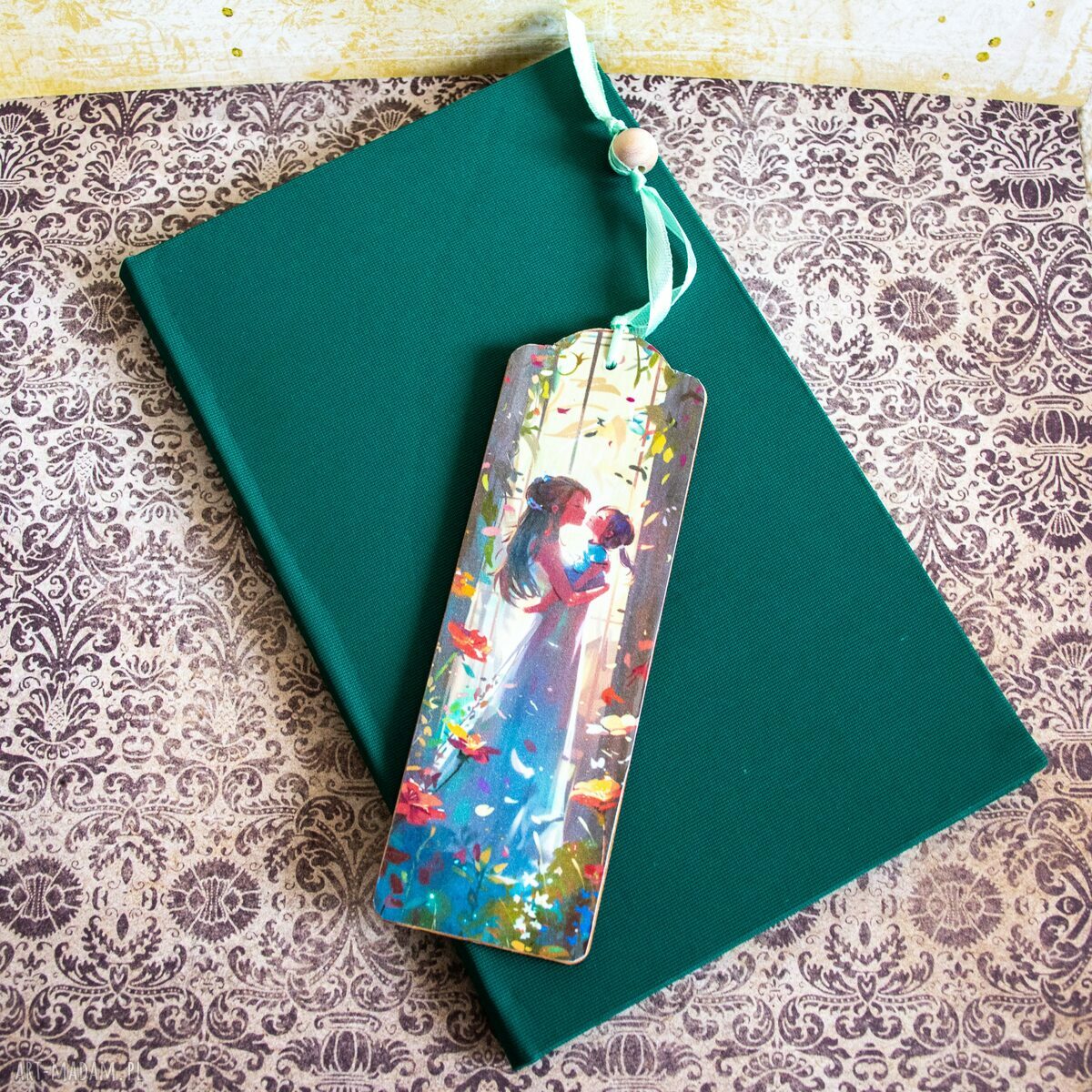 Zakładka do książki "Kocham Cię Córeczko" - drewniana, ręcznie zdobiona