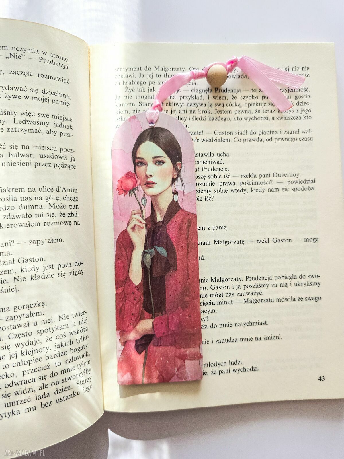 Zakładka do książki - Róża w bibliotece