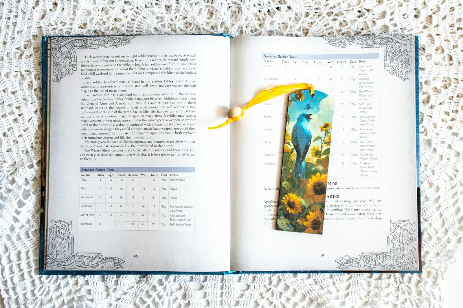 Zakładka do książki „Śpiew wśród słoneczników” - drewniana, ręcznie zdobiona