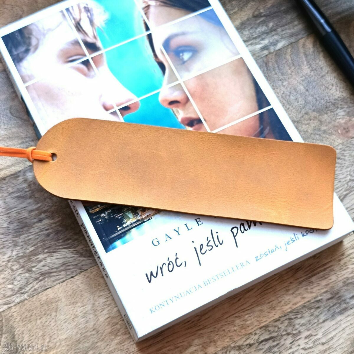 Personalizowana skórzana zakładka do książki ze zdjęciem i grawerem laserowym