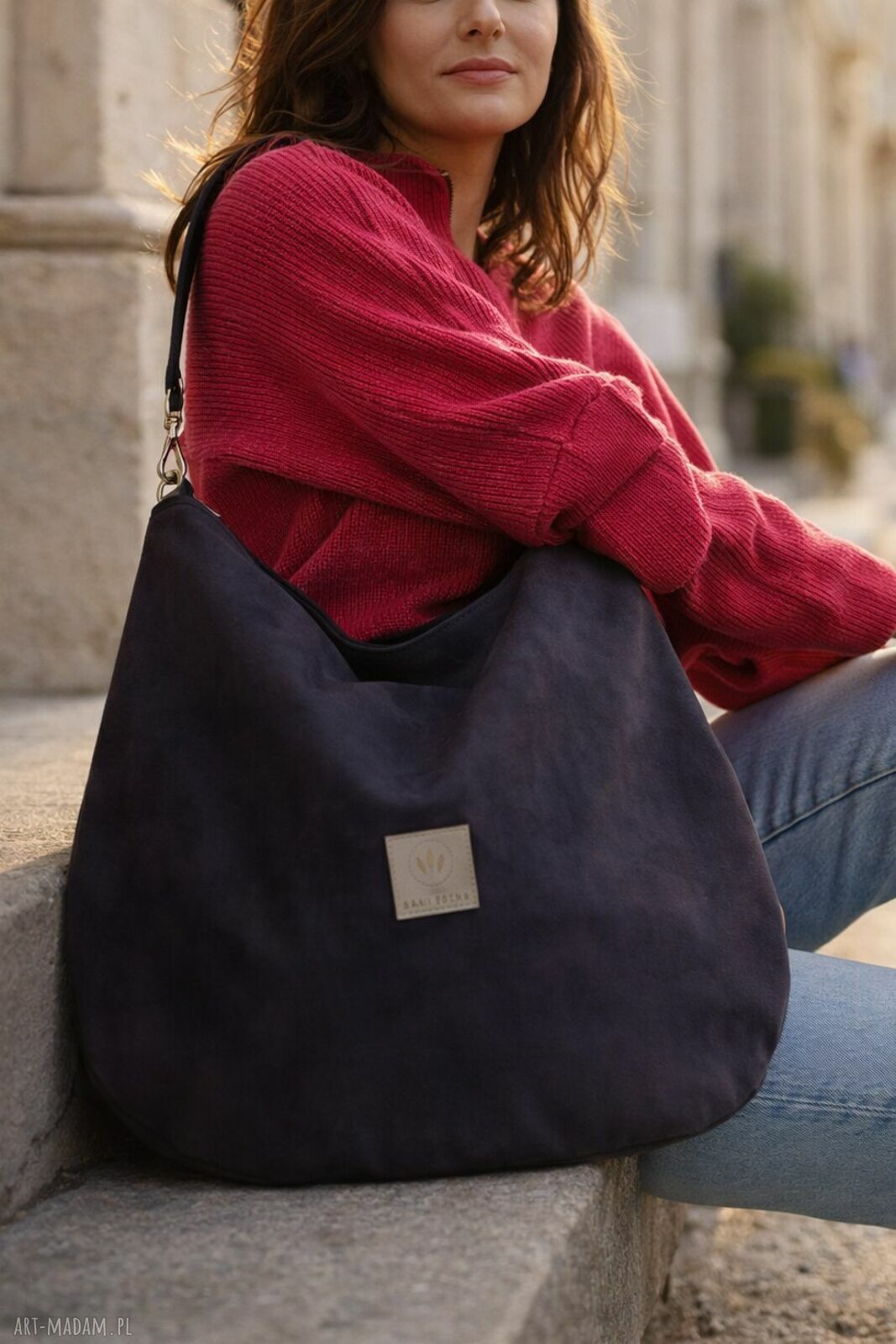 Czarna zamszowa duża torba worek na ramię - klasyczny handmade