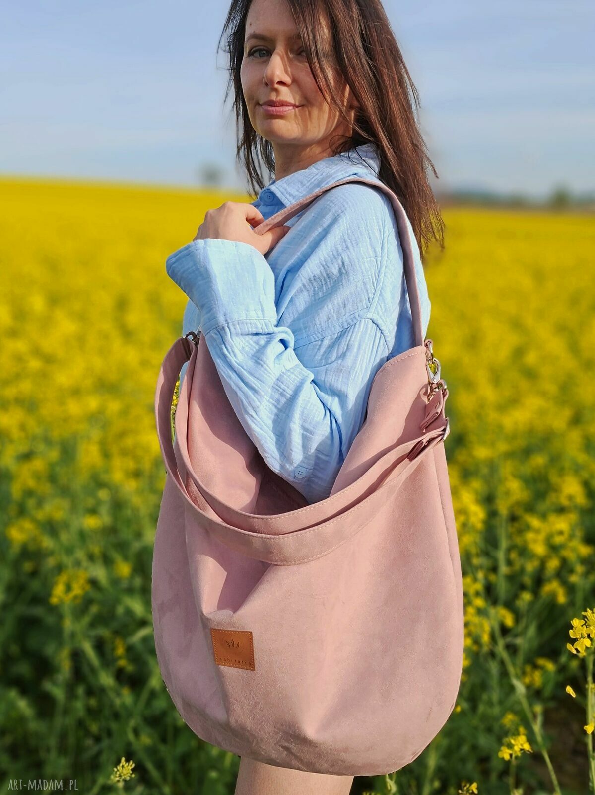 Różowy zamszowy worek hobo - duża torba na ramię, pojemna i wygodna