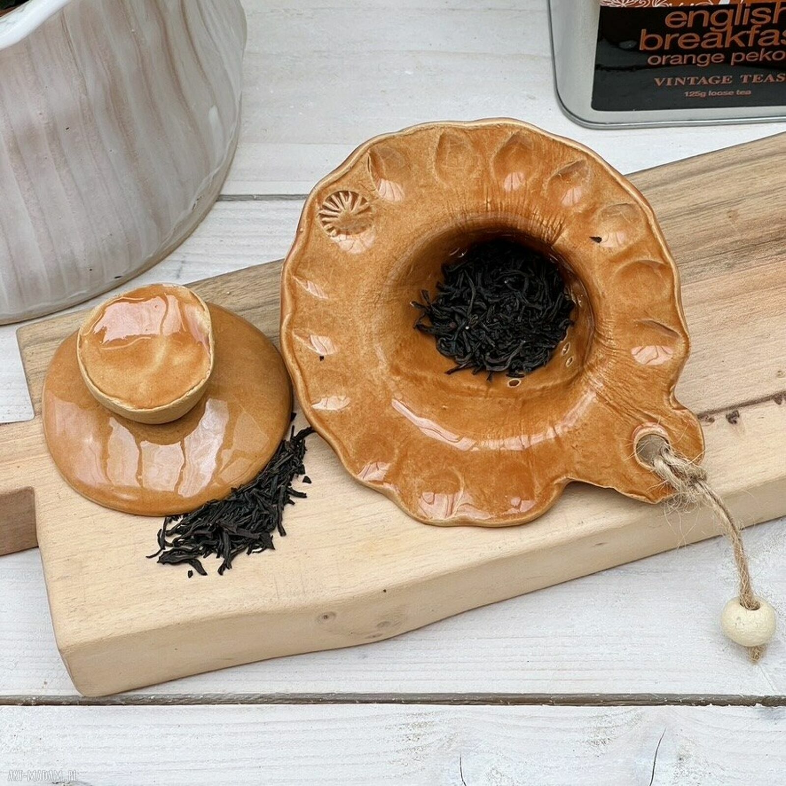 Ceramiczny zaparzacz z pokrywką do herbaty liściastej i ziołowej