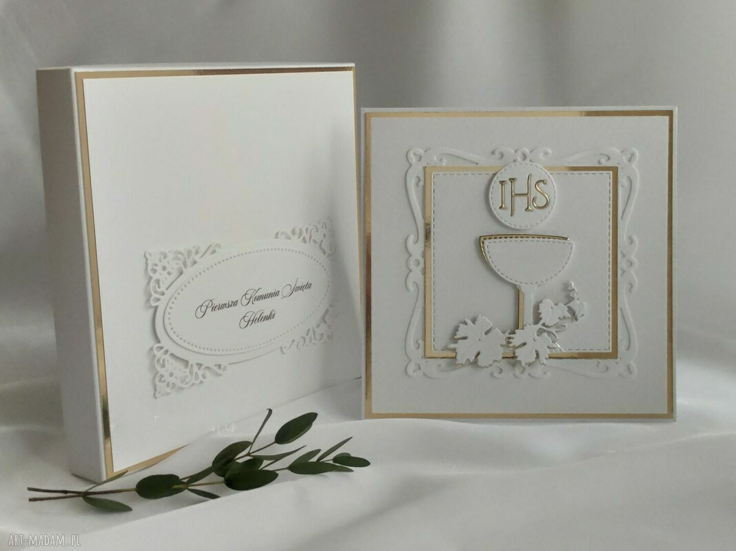 Komunijne zaproszenia w pudełku dla chrzestnych - personalizacja Linia Gold