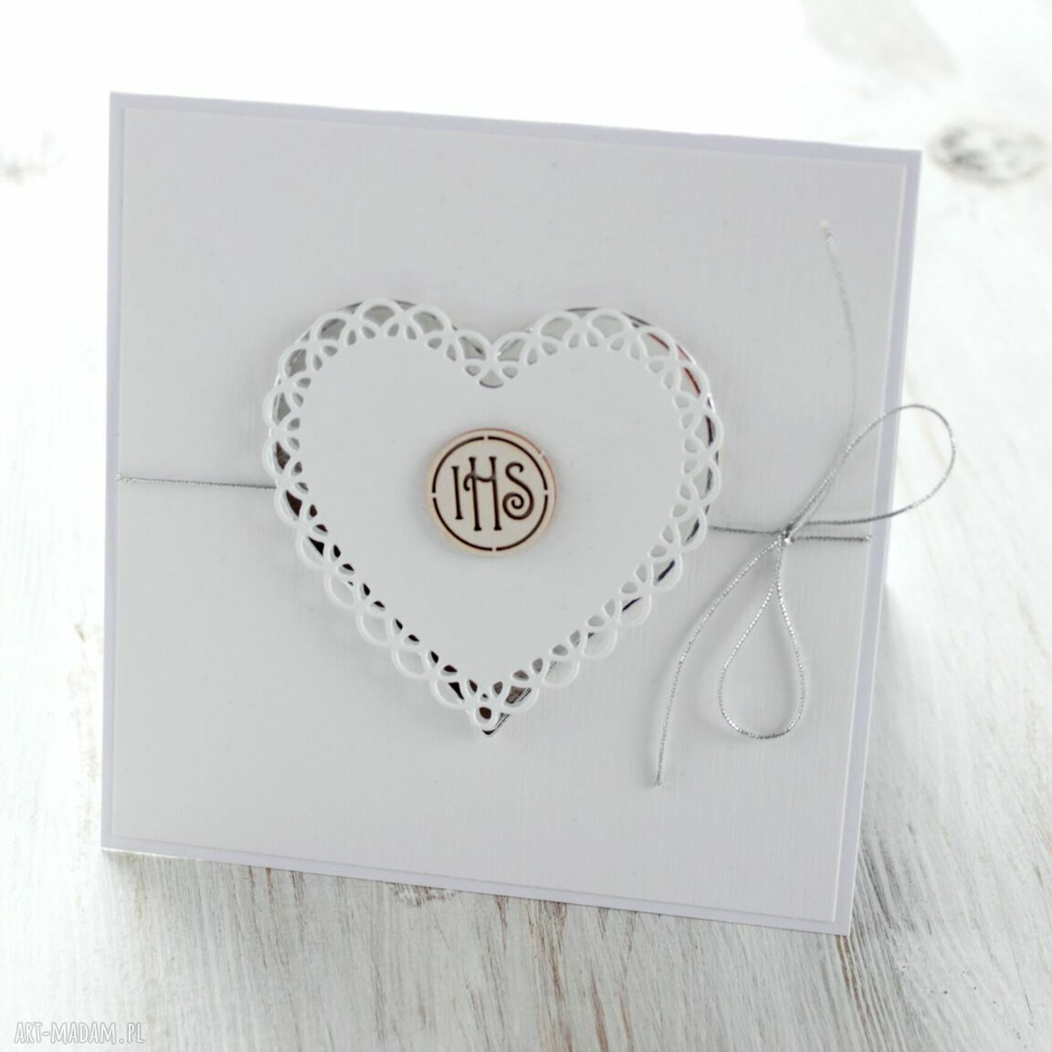 pomysł na upominek święta: Zaproszenie na Komunię Świętą z hostią i sercem handmade
