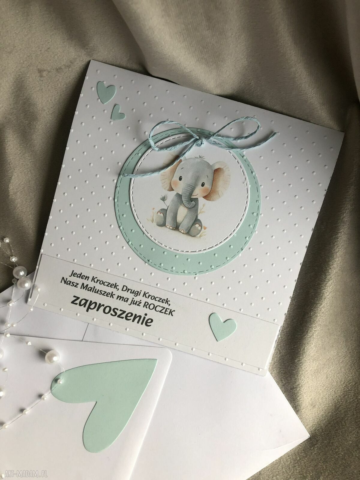 Zaproszenie na roczek chłopca - otwierane z kopertą i personalizacją słonik