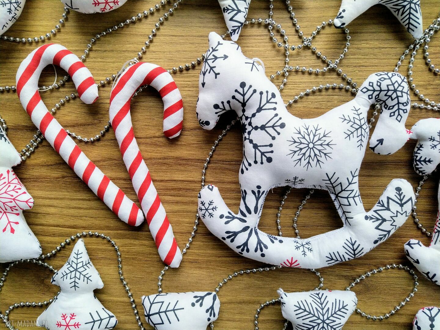 na święta upominki: Bombki choinkowe bawełniane zestaw 16 sztuk Ręcznie robione