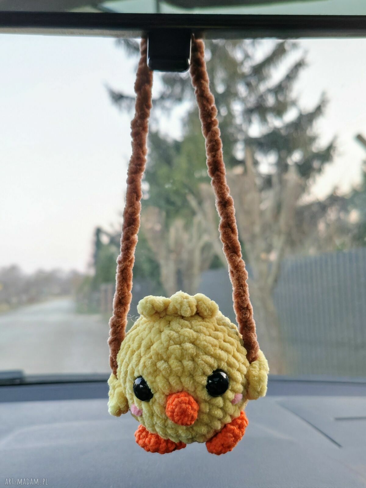 Zawieszka samochodu szydełkowy kurczaczek huśtawce auta dekoracja