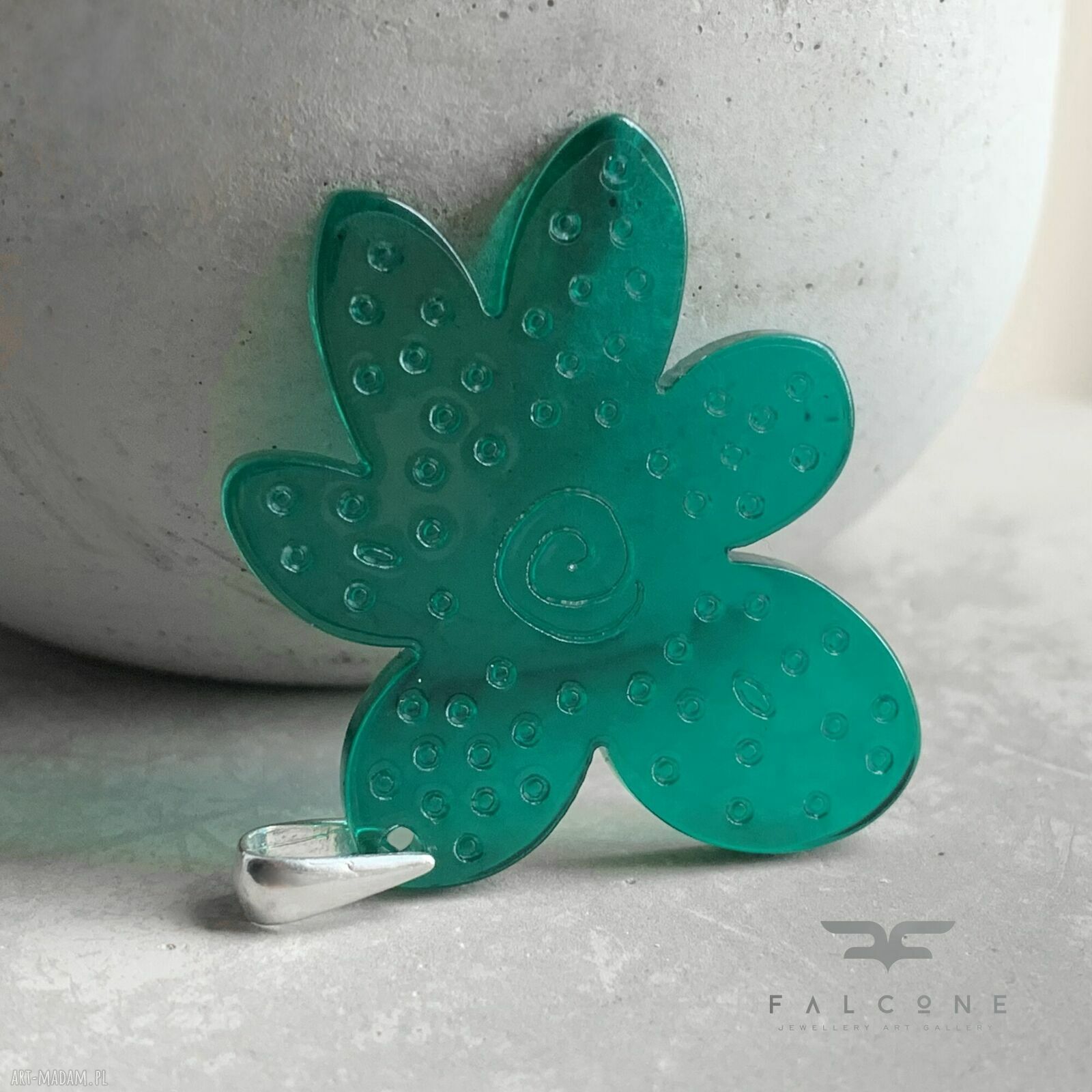 Zawieszka Flower Green Joy - zielony kwiat z żywicy i srebra 925