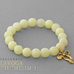 jade with pendant in cream lavoga