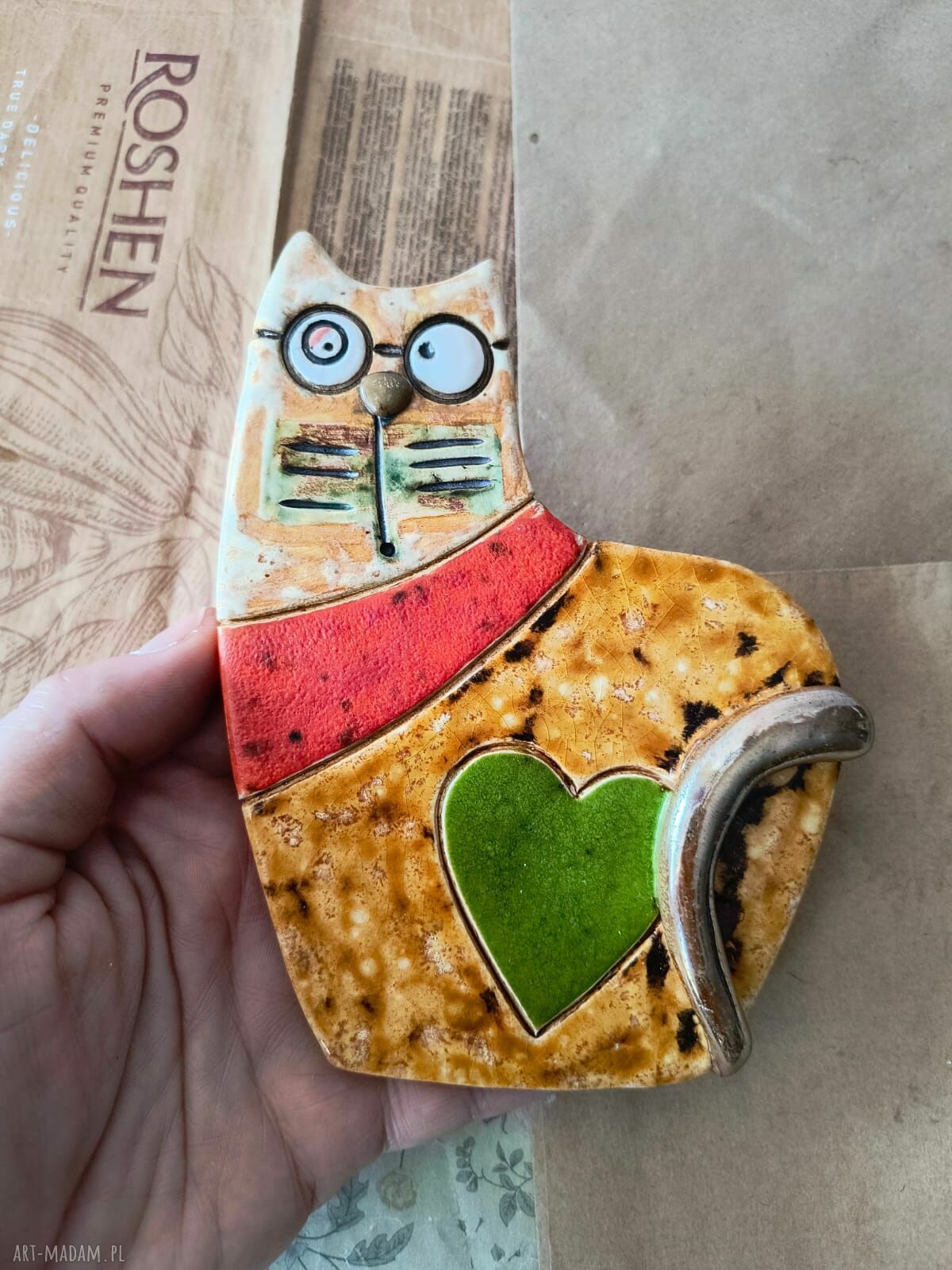 Zawieszka Kot na ścianę z ceramiki - handmade dekoracja do wnętrz