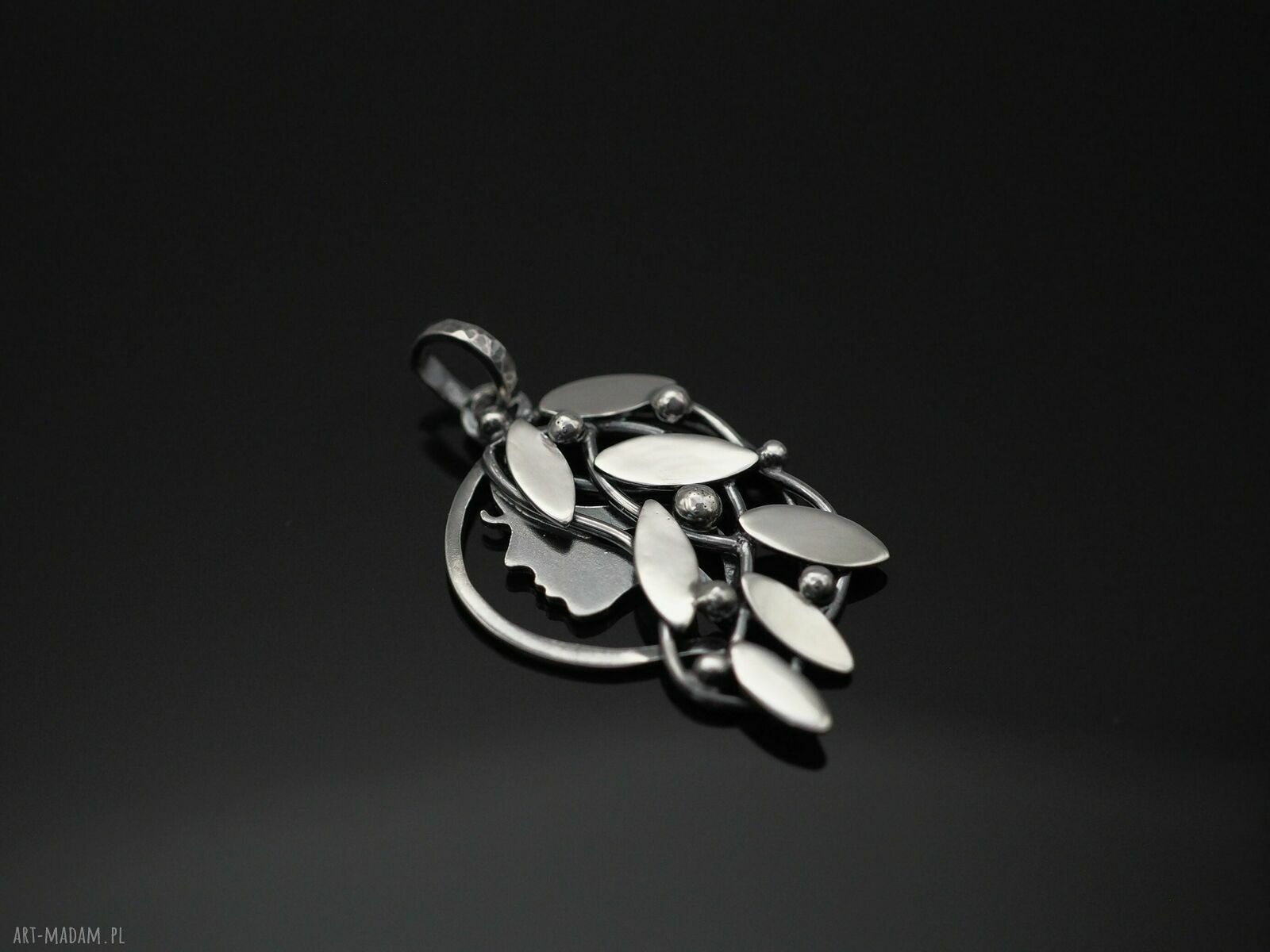 Zawieszka Leśna Driada I - srebrny wisiorek handmade 0,925