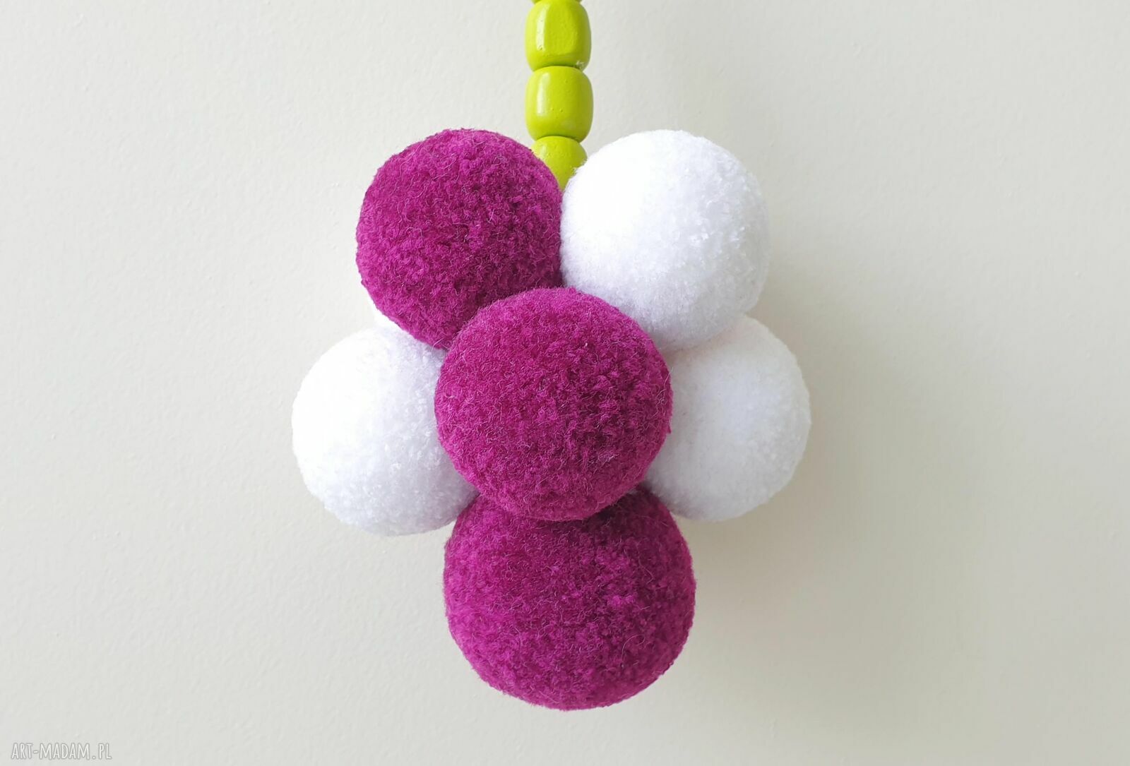 Kolorowa zawieszka na klamkę z pomponów - handmade