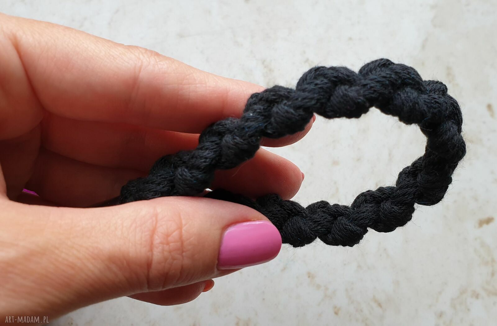 Zawieszka na klamkę - kolorowa dekoracja z pomponów (handmade)