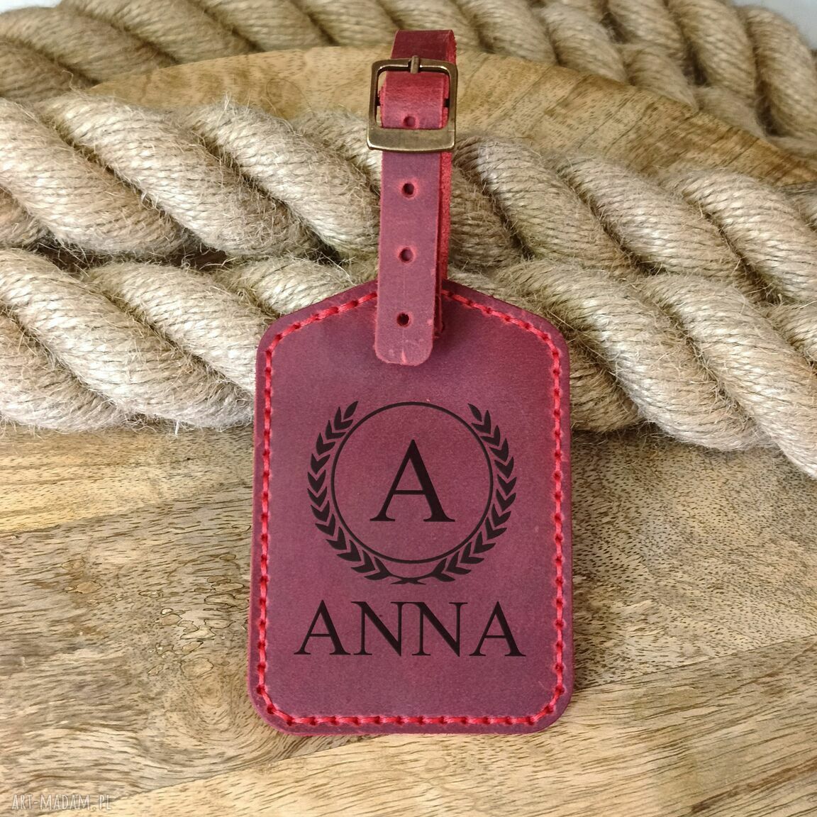 Skórzana zawieszka na walizkę z grawerem imienia i monogramu