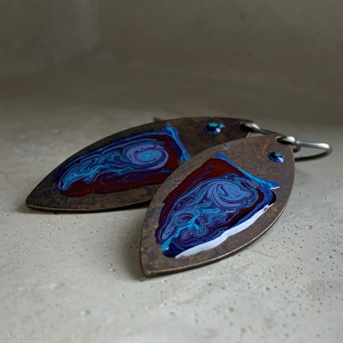 Kolczyki ze srebra i mosiądzu Fish Dark Ruby & Deep Blue