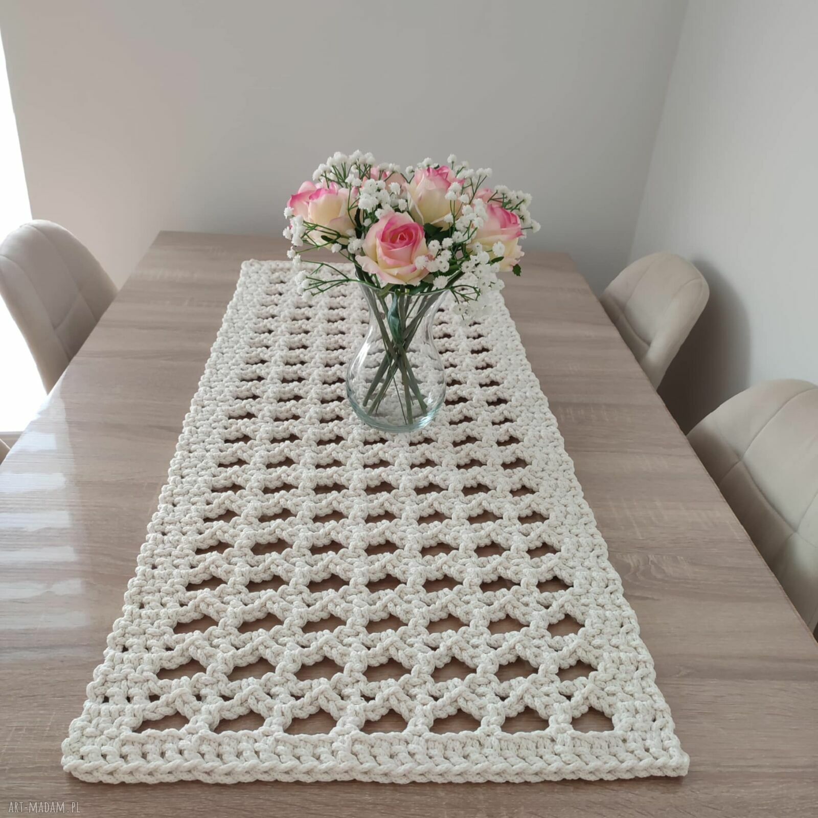 Ręcznie robiony bieżnik szydełkowy 45x100 cm ze sznurka bawełnianego